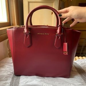 Michael Kors Carolyn Large Leather Tote